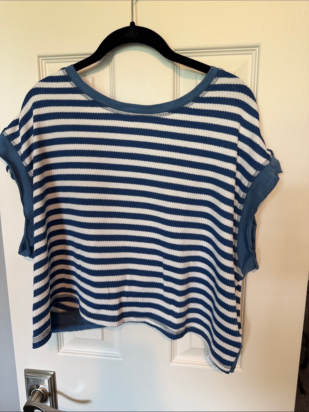 SHEIN Blue & White Striped Cropped Tee